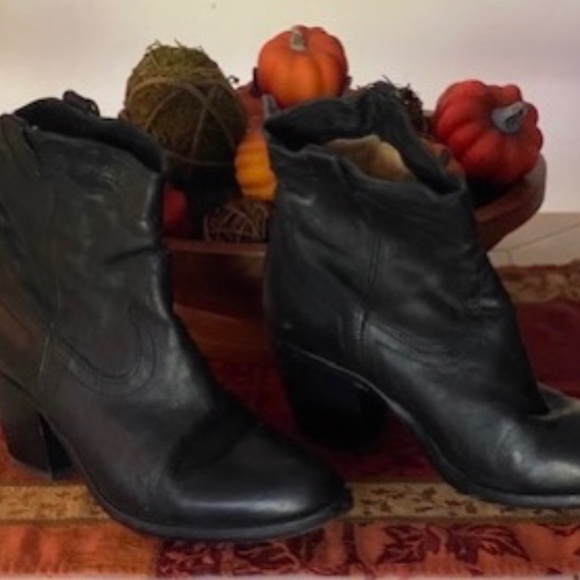 Frye Tabitha Women's Size 8.5 Black - Picture 2 of 6